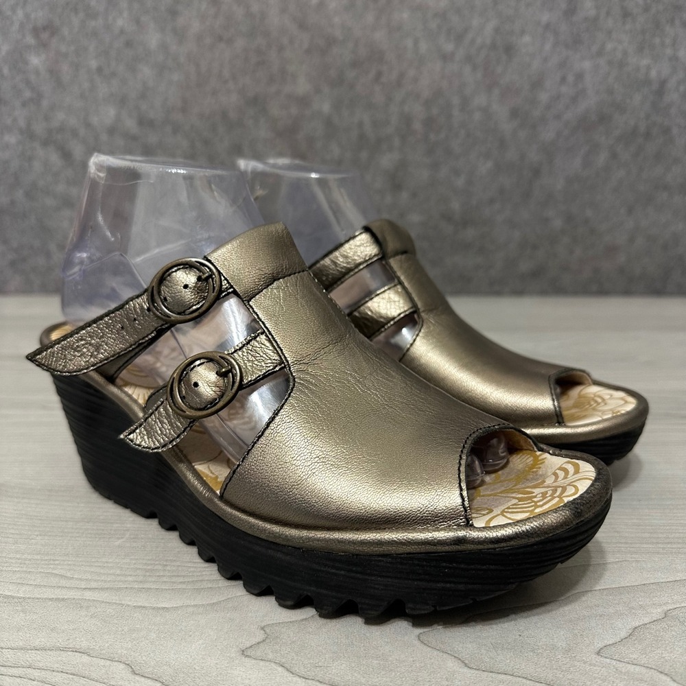 Fly London Wedge Sandals Womens 39 US 8-8.5 Gold Leather Peep Toe Buckle Straps